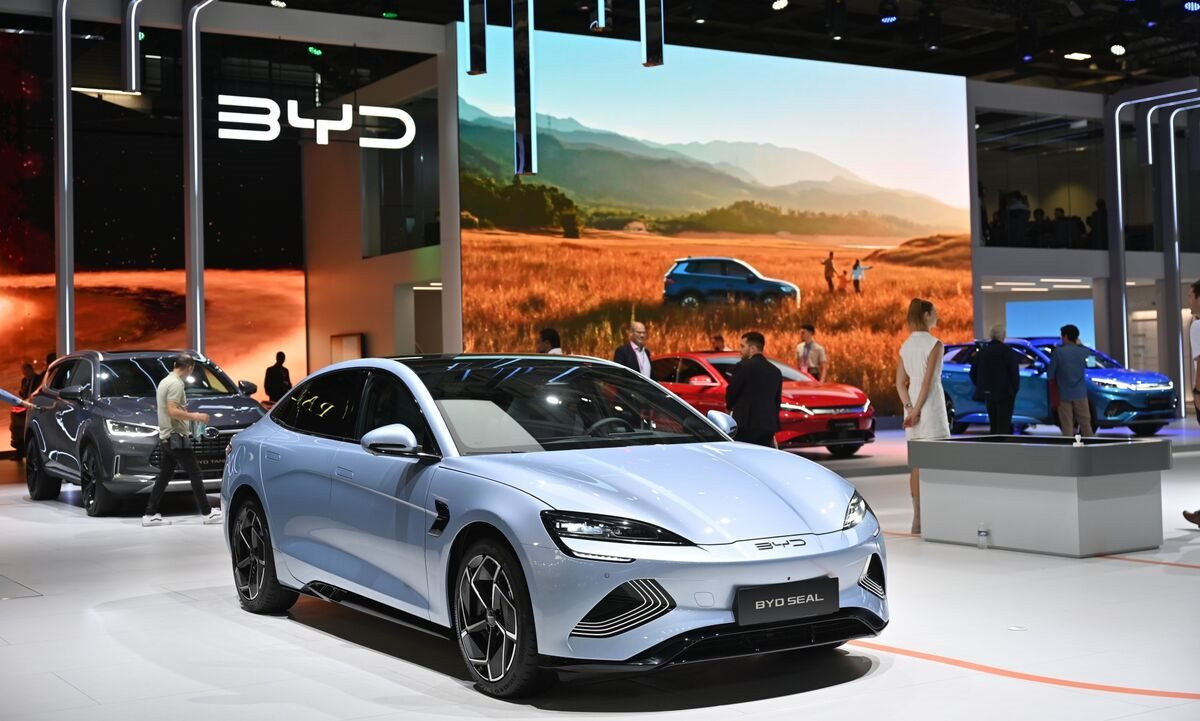 Xe điện Trung Quốc trỗi dậy: Bắt thương hiệu ngoại hoạt động dưới mác liên doanh, tự thiết kế, sản xuất từ A-Z khiến Porsche, BMW vỡ mộng bá chủ - Ảnh 2.