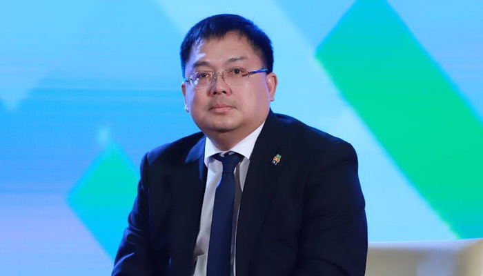 Chia sẻ về vấn đề "nhảy việc" của Gen Z, ông Hoàng Nam Tiến có quan điểm cực "độc lạ" khiến ai cũng bất ngờ! - Ảnh 2. Chia sẻ về vấn đề "nhảy việc" của Gen Z, ông Hoàng Nam Tiến có quan điểm cực "độc lạ" khiến ai cũng bất ngờ! - Ảnh 2.
