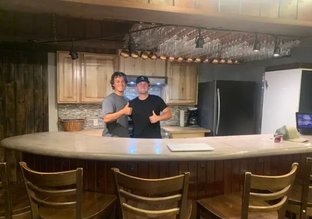 Sinh viên bỏ học đầu tư BĐS với hơn 20 triệu đồng: Đọc xong ‘Cha giàu cha nghèo’ lập tức vay nợ mua 3 căn nhà, đổi đời sau 6 tháng và 500 cuộc điện thoại - Ảnh 2.