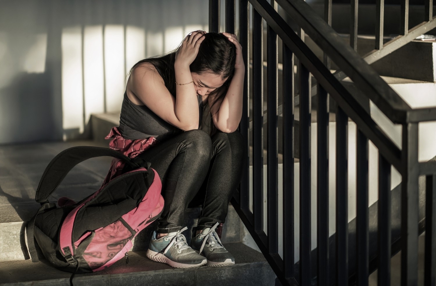 11 sự thật về hành vi bắt nạt dưới góc nhìn xã hội học, nắm vững để hiểu tâm lý kẻ bắt nạt và nạn nhân, loại bỏ quan niệm sai lầm - Ảnh 1. 11 sự thật về hành vi bắt nạt dưới góc nhìn xã hội học, nắm vững để hiểu tâm lý kẻ bắt nạt và nạn nhân, loại bỏ quan niệm sai lầm - Ảnh 1.