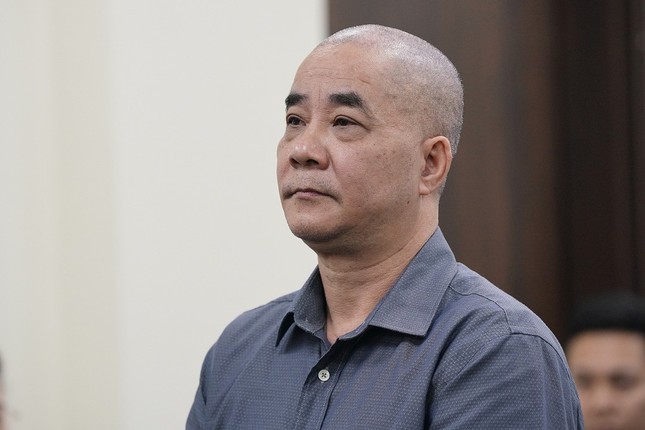 Vụ chiếm đất vàng phố Bà Triệu: Bị cáo khai hợp đồng 'đổ vỡ' khi trùm cờ bạc Nguyễn Văn Dương bị bắt - Ảnh 1.
