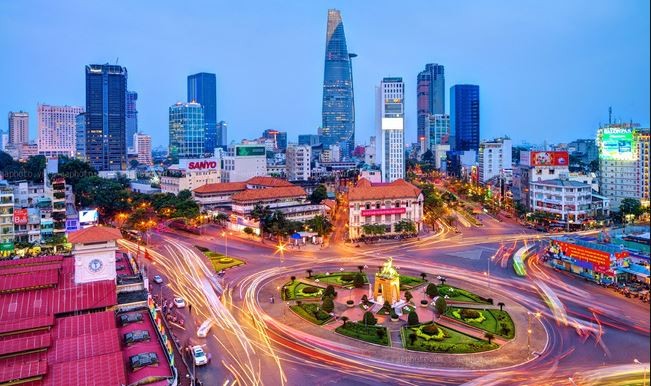 Lý do Việt Nam thăng hạng vượt bậc trên 'bản đồ' kinh tế thế giới - Ảnh 2.