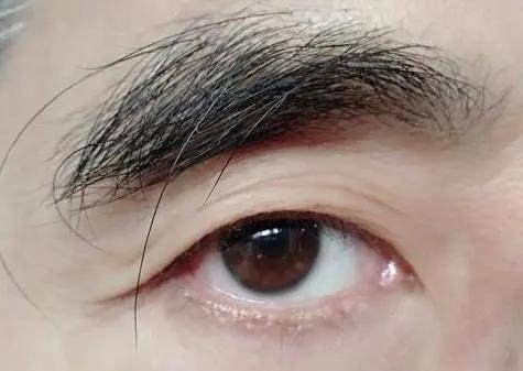 Sau 30 tuổi, lông mày mọc dài ra là dấu hiệu của sự trường thọ: Ghi nhớ “4 thêm 2 bớt” để khỏe mạnh, sống lâu hơn - Ảnh 2. Sau 30 tuổi, lông mày mọc dài ra là dấu hiệu của sự trường thọ: Ghi nhớ “4 thêm 2 bớt” để khỏe mạnh, sống lâu hơn - Ảnh 2.