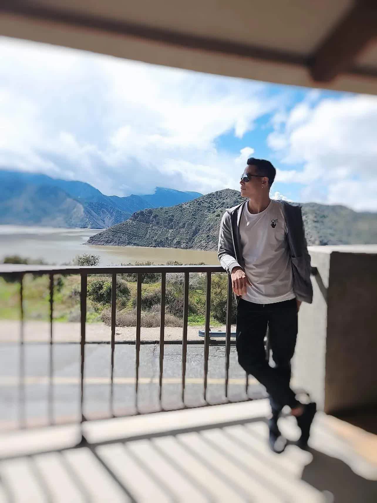 Cuộc sống bỏ showbiz đi dạy lái máy bay của nam vương đình đám một thời Ngô Tiến Đoàn - Ảnh 6. Cuộc sống bỏ showbiz đi dạy lái máy bay của nam vương đình đám một thời Ngô Tiến Đoàn - Ảnh 6.