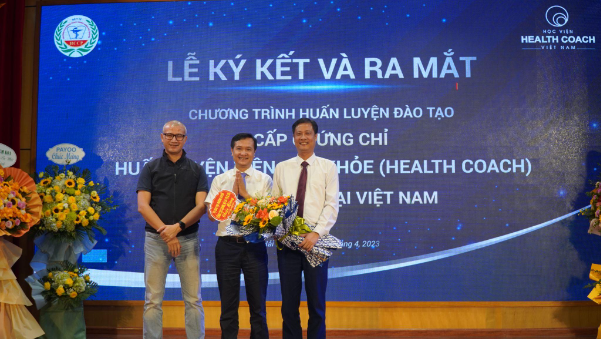 Lễ ký kết ra mắt Chương trình Huấn luyện đào tạo cấp chứng chỉ Huấn luyện viên sức khỏe - Ảnh 3. Lễ ký kết ra mắt Chương trình Huấn luyện đào tạo cấp chứng chỉ Huấn luyện viên sức khỏe - Ảnh 3.