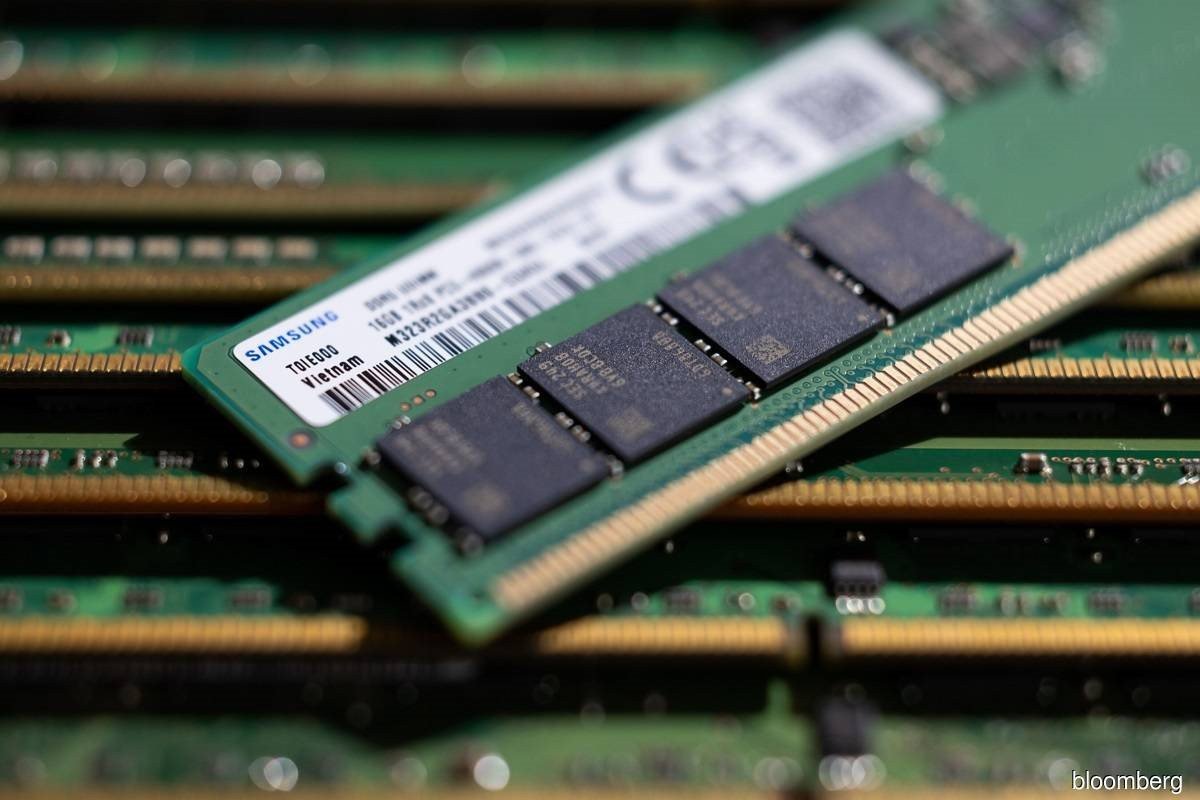 Tượng đài công nghệ Hàn Quốc công bố mức lỗ kỷ lục ở mảng chip, lợi nhuận giảm 95% - Ảnh 1.