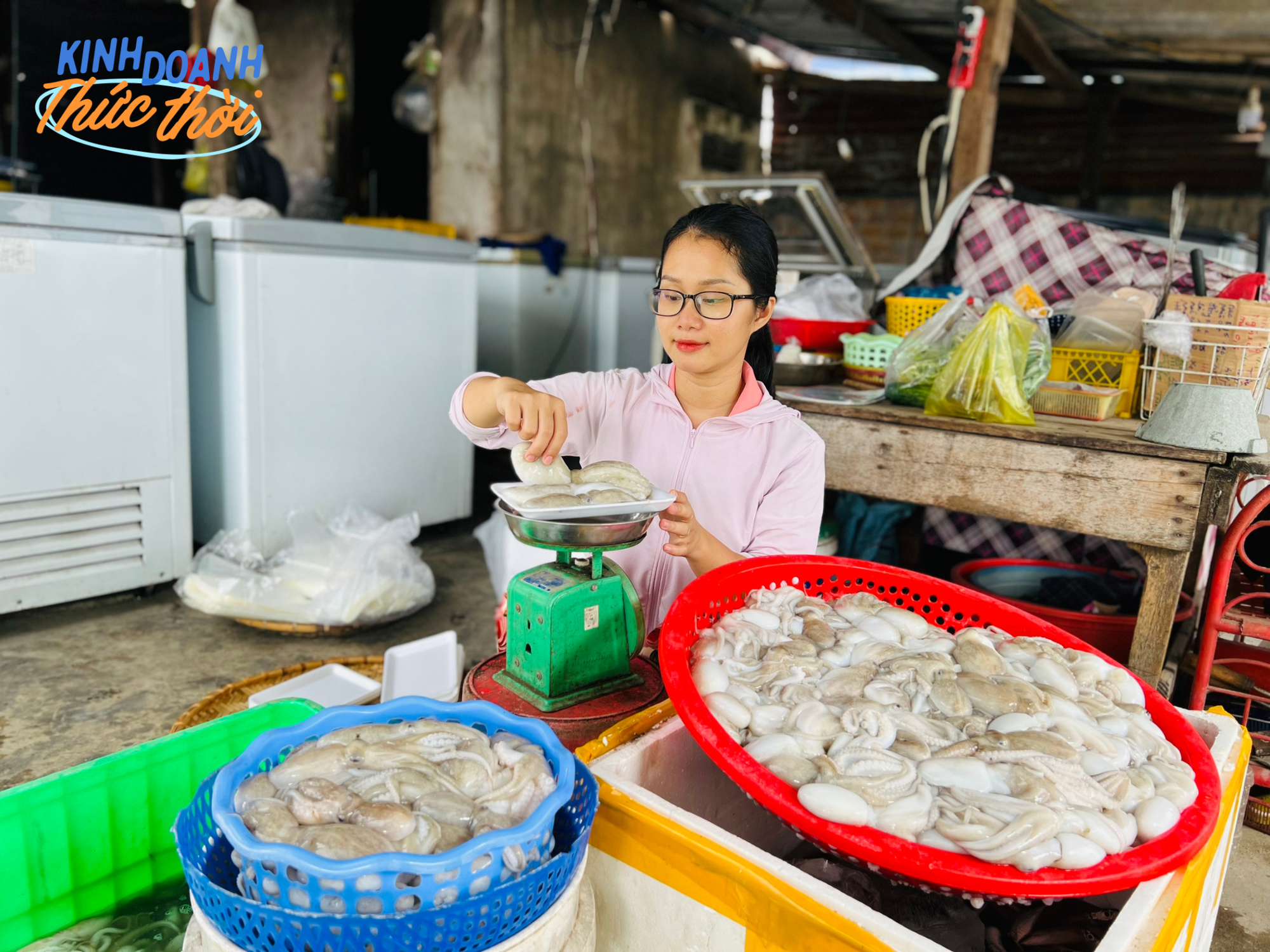 Nắm bắt tâm lý thích ăn hải sản tươi sống của dân Sài thành, nữ văn phòng nghỉ việc bán hải sản online kiếm thu nhập khủng - Ảnh 4.