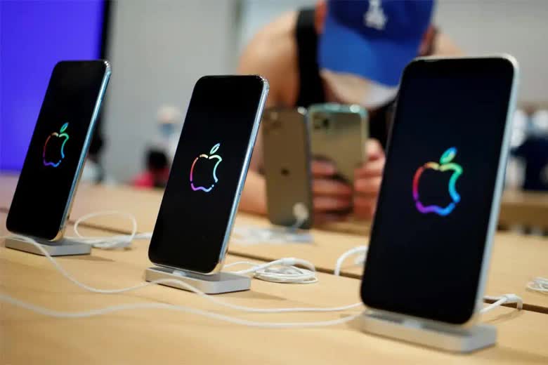 Chiếc iPhone thất bại nhất Việt Nam: Chưa bị khai tử nhưng đã phải rút khỏi kệ chỉ trong vài tháng mở bán - Ảnh 3.