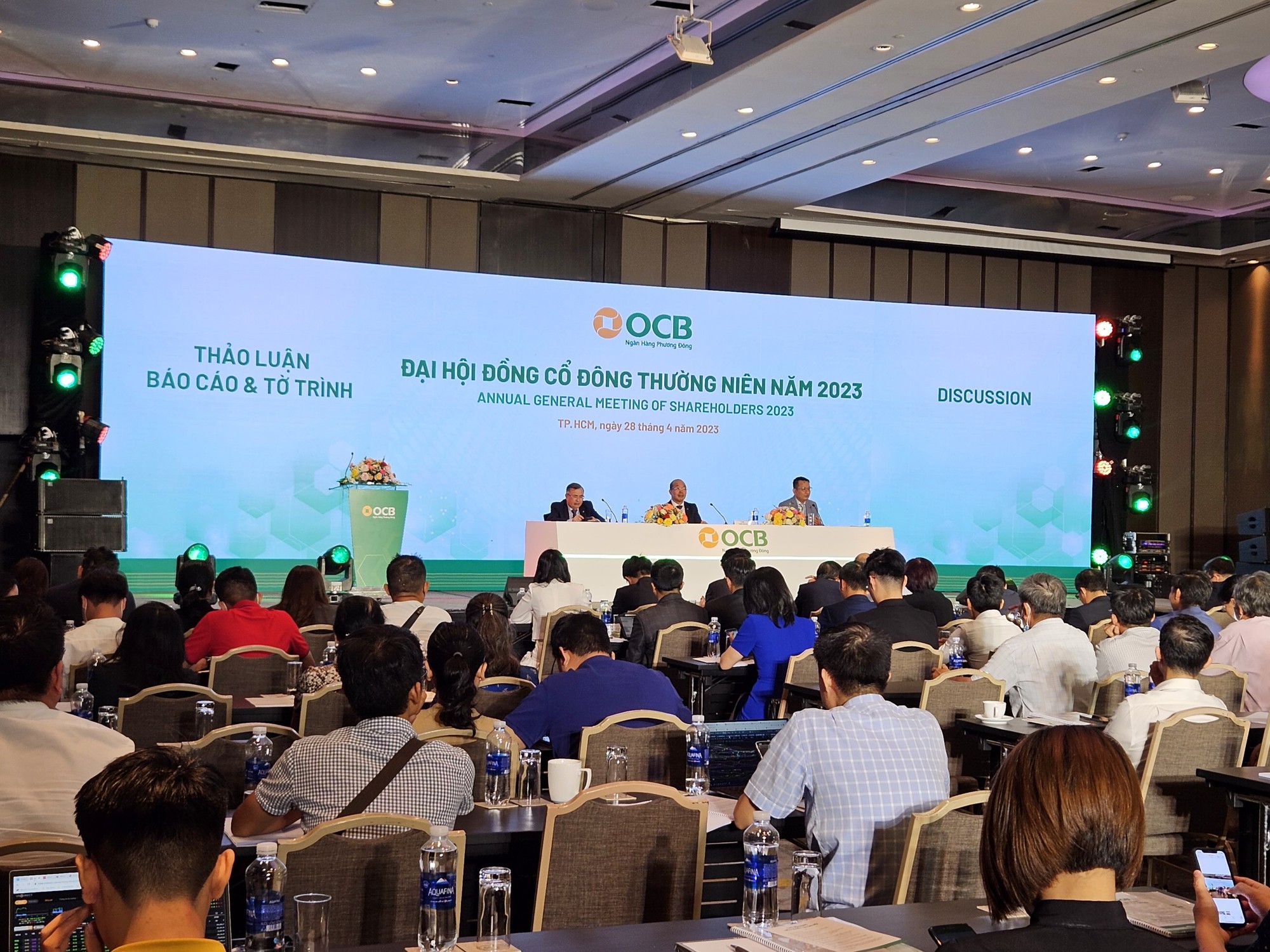 Lãnh đạo ngân hàng OCB lên tiếng về 2 khoản nợ của FLC và Đại Nam - Ảnh 1. Lãnh đạo ngân hàng OCB lên tiếng về 2 khoản nợ của FLC và Đại Nam - Ảnh 1.