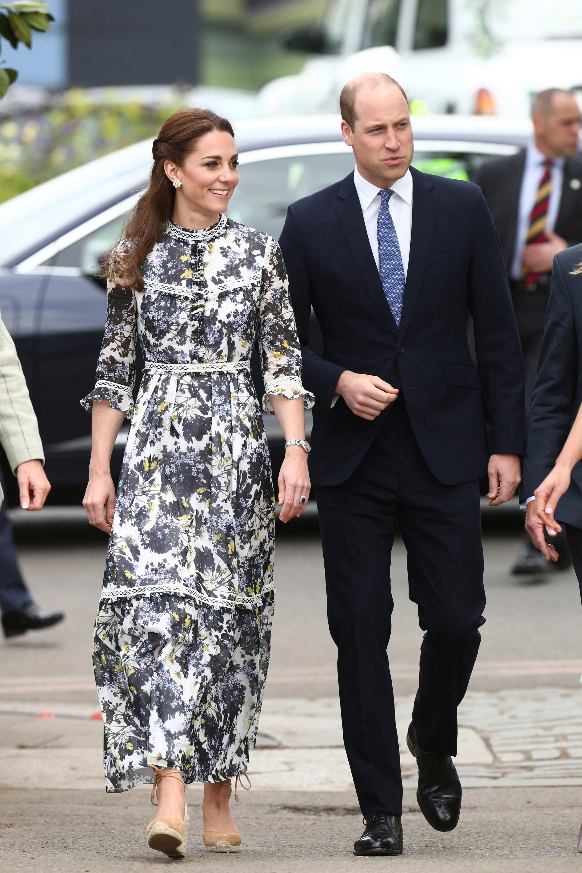 Khám phá tủ quần áo từ sang trọng tới bình dân của Công nương Kate Middleton