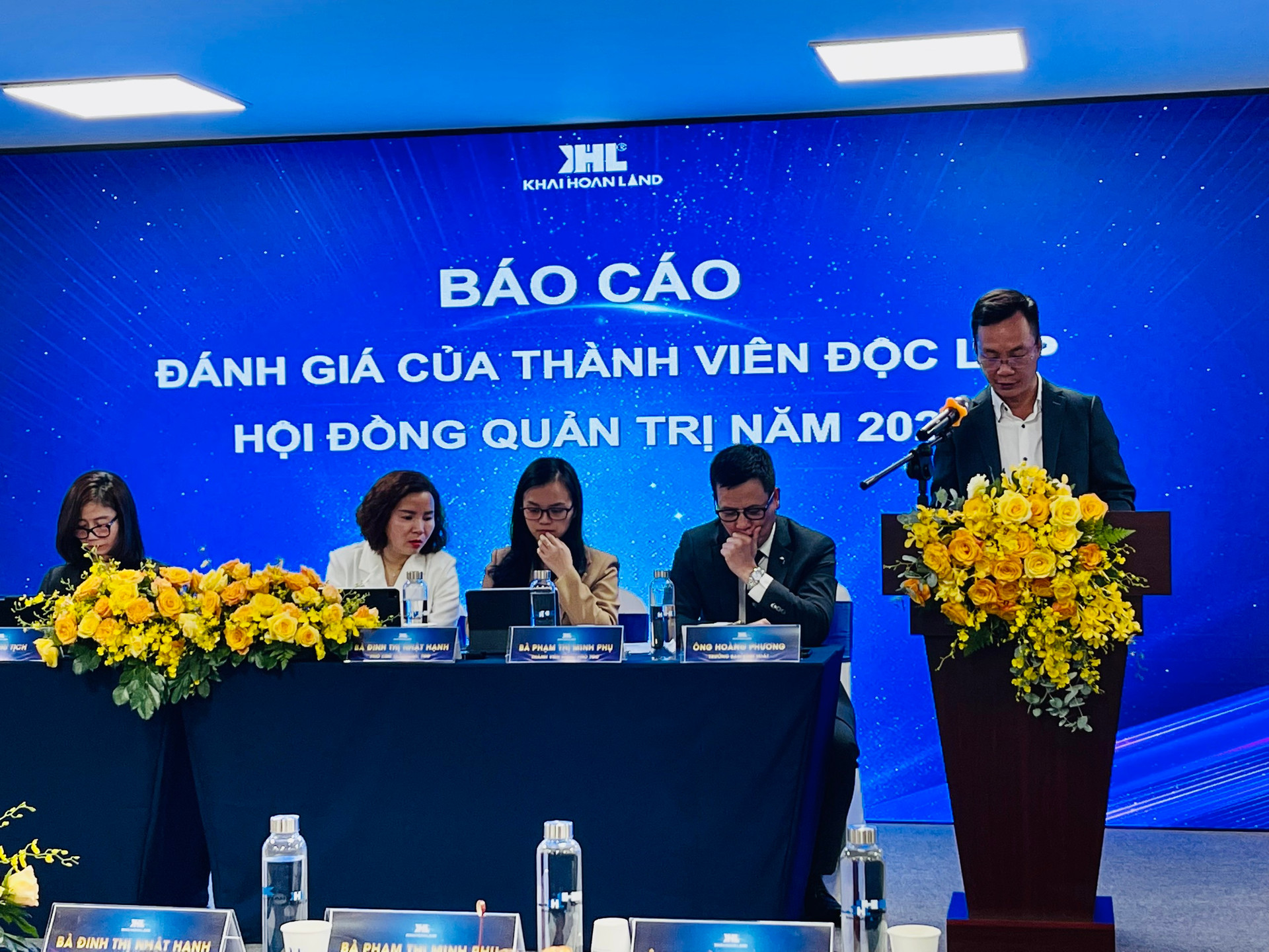 Trấn an tại ĐHCĐ, Chủ tịch Khải Hoàn Land (KHG): Bất động sản đang vào thời điểm xấu nhất, là thời cơ để đẩy mạnh mua dự án “ngộp” - Ảnh 1.