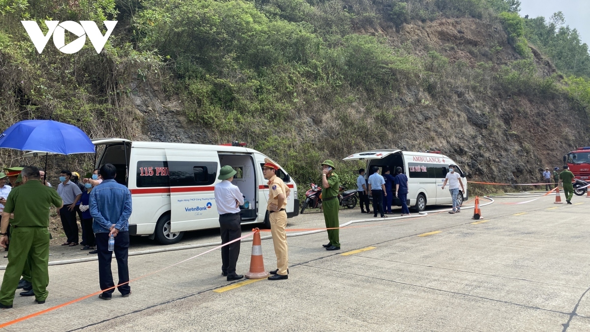 Danh tính các nạn nhân vụ lật xe tải chở dưa ở Phú Yên khiến 4 người tử vong - Ảnh 2.