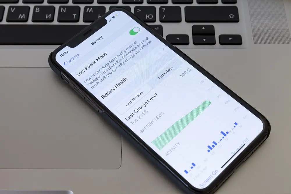 Sự thật "lời đồn" dùng sạc nhanh sẽ hỏng pin điện thoại: Không hỏng nhưng sẽ bị tổn hại đến một thứ! - Ảnh 2. Sự thật "lời đồn" dùng sạc nhanh sẽ hỏng pin điện thoại: Không hỏng nhưng sẽ bị tổn hại đến một thứ! - Ảnh 2.