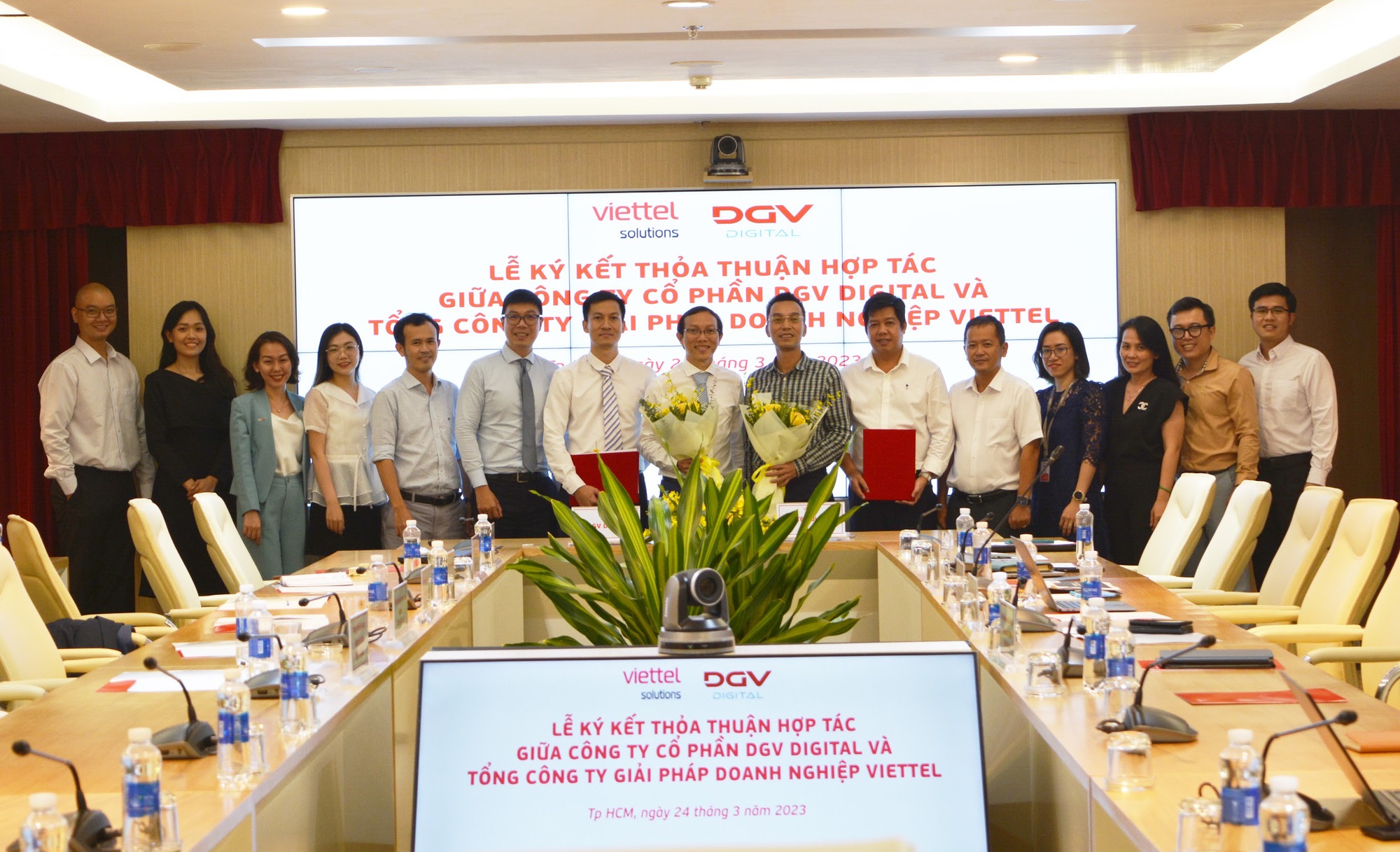 CÙNG DPOINT TẠO DỰNG - Ảnh 2. CÙNG DPOINT TẠO DỰNG - Ảnh 2.