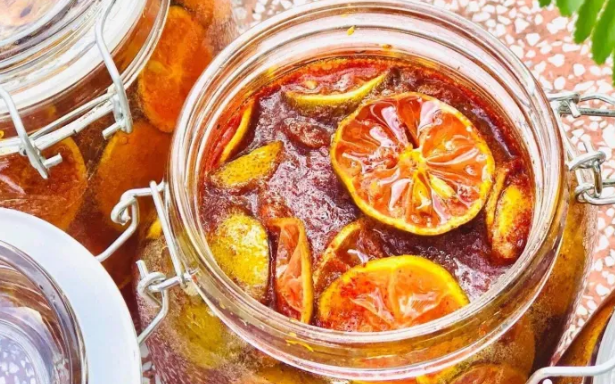 Một thời điểm uống nước chanh mật ong có thể làm hại dạ dày và khiến đường huyết tăng vọt