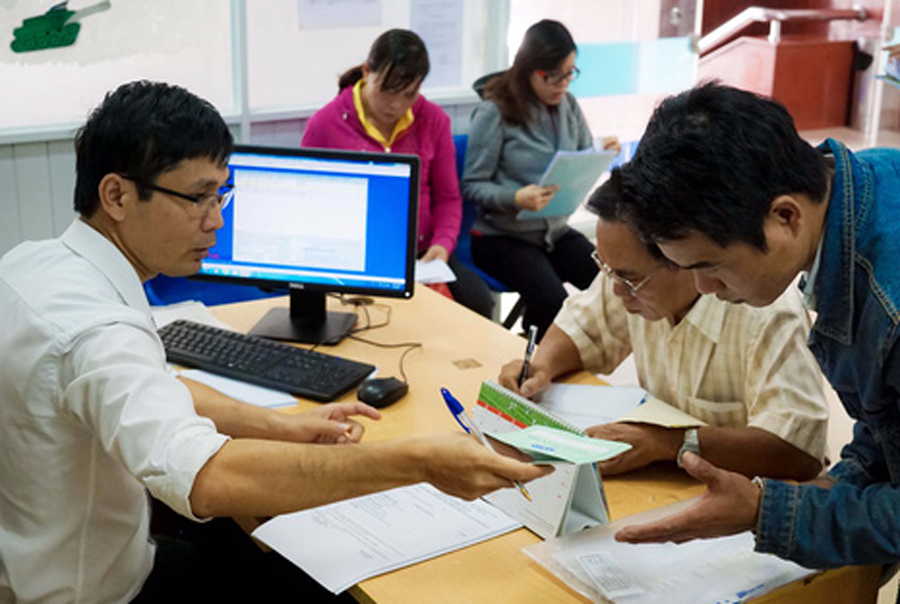 9 nhóm đối tượng được tăng lương cơ sở từ ngày 1-7-2023 - Ảnh 1. 9 nhóm đối tượng được tăng lương cơ sở từ ngày 1-7-2023 - Ảnh 1.