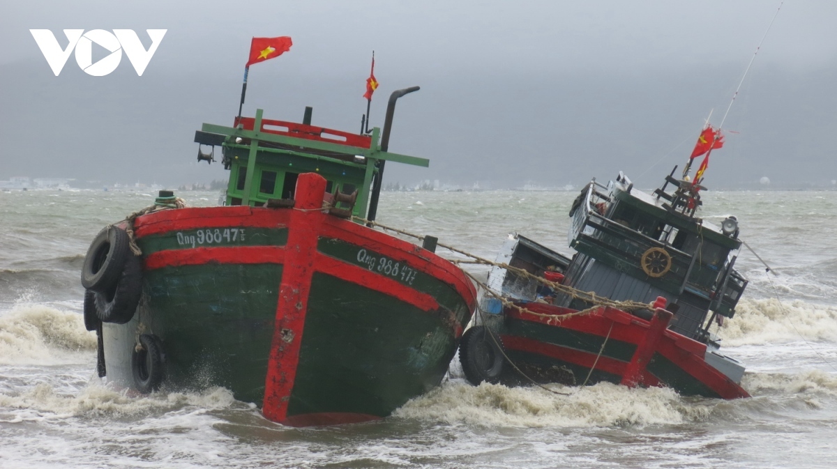 Từ nay đến cuối năm sẽ nắng nóng lịch sử, hạn hán kỷ lục, mưa bão dị thường - Ảnh 2. Từ nay đến cuối năm sẽ nắng nóng lịch sử, hạn hán kỷ lục, mưa bão dị thường - Ảnh 2.