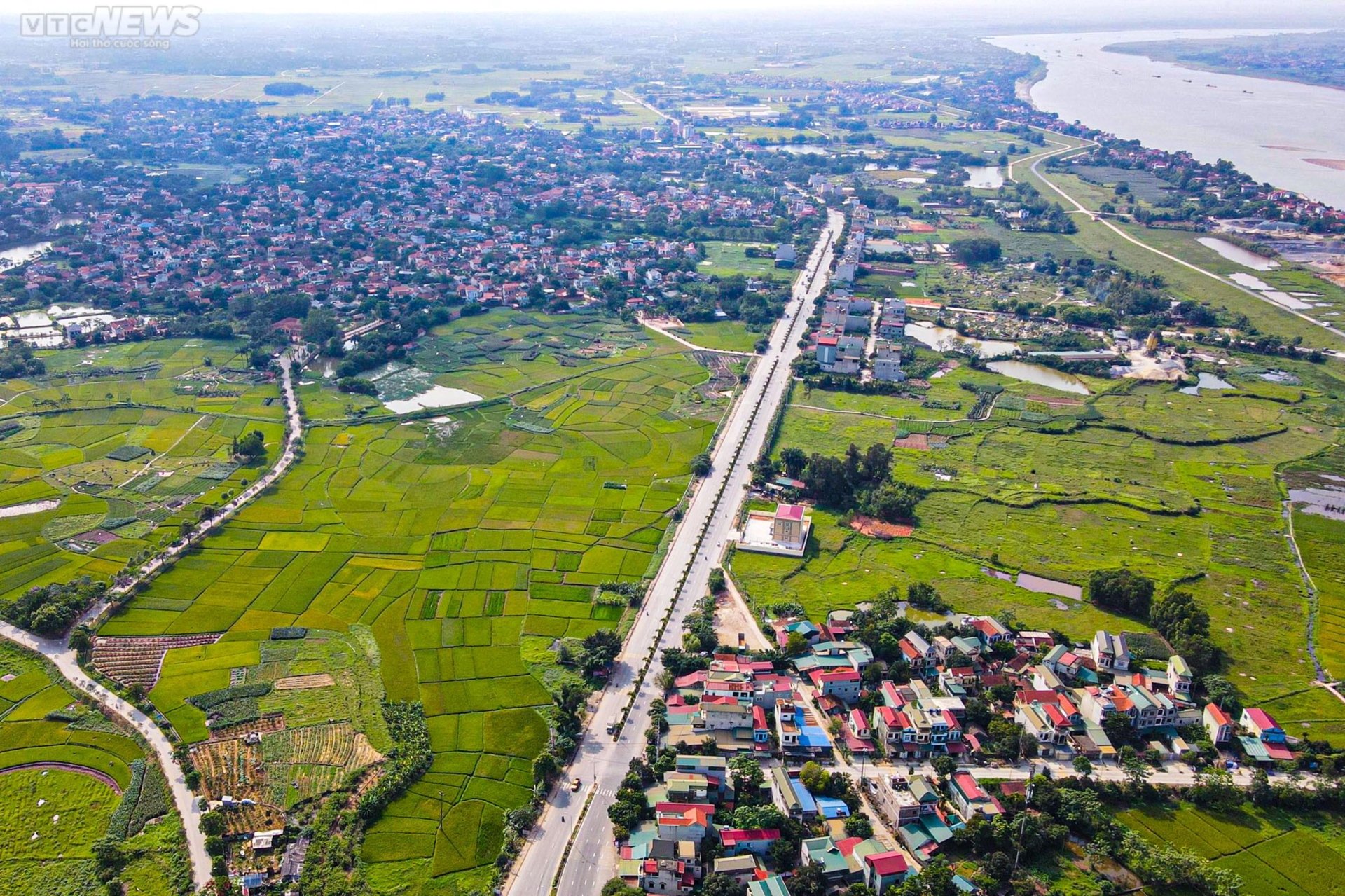 Chiêm ngưỡng cây cầu vượt sông dài nhất Việt Nam từ trên cao - Ảnh 11.
