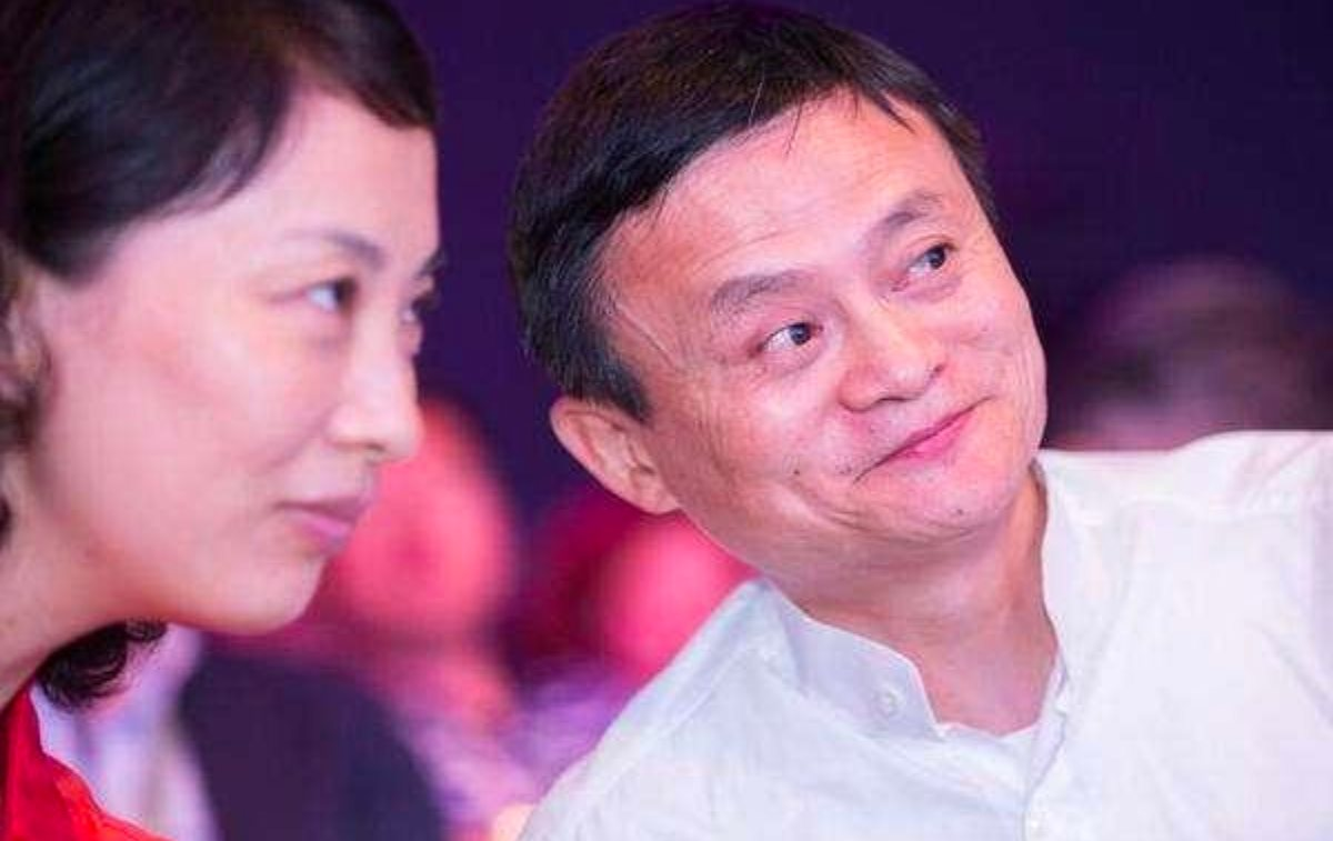 Đời sóng gió của cô lễ tân bị Jack Ma lừa suốt 14 năm: Sau 30 tuổi vẫn có thể bắt đầu sự nghiệp, miễn là nắm chắc trong tay 5 yếu tố then chốt này - Ảnh 2.