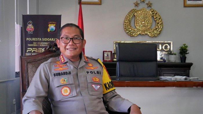 Thân thế của trưởng đoàn U22 Indonesia bị cầu thủ Thái Lan đánh dập môi - Ảnh 3. Thân thế của trưởng đoàn U22 Indonesia bị cầu thủ Thái Lan đánh dập môi - Ảnh 3.