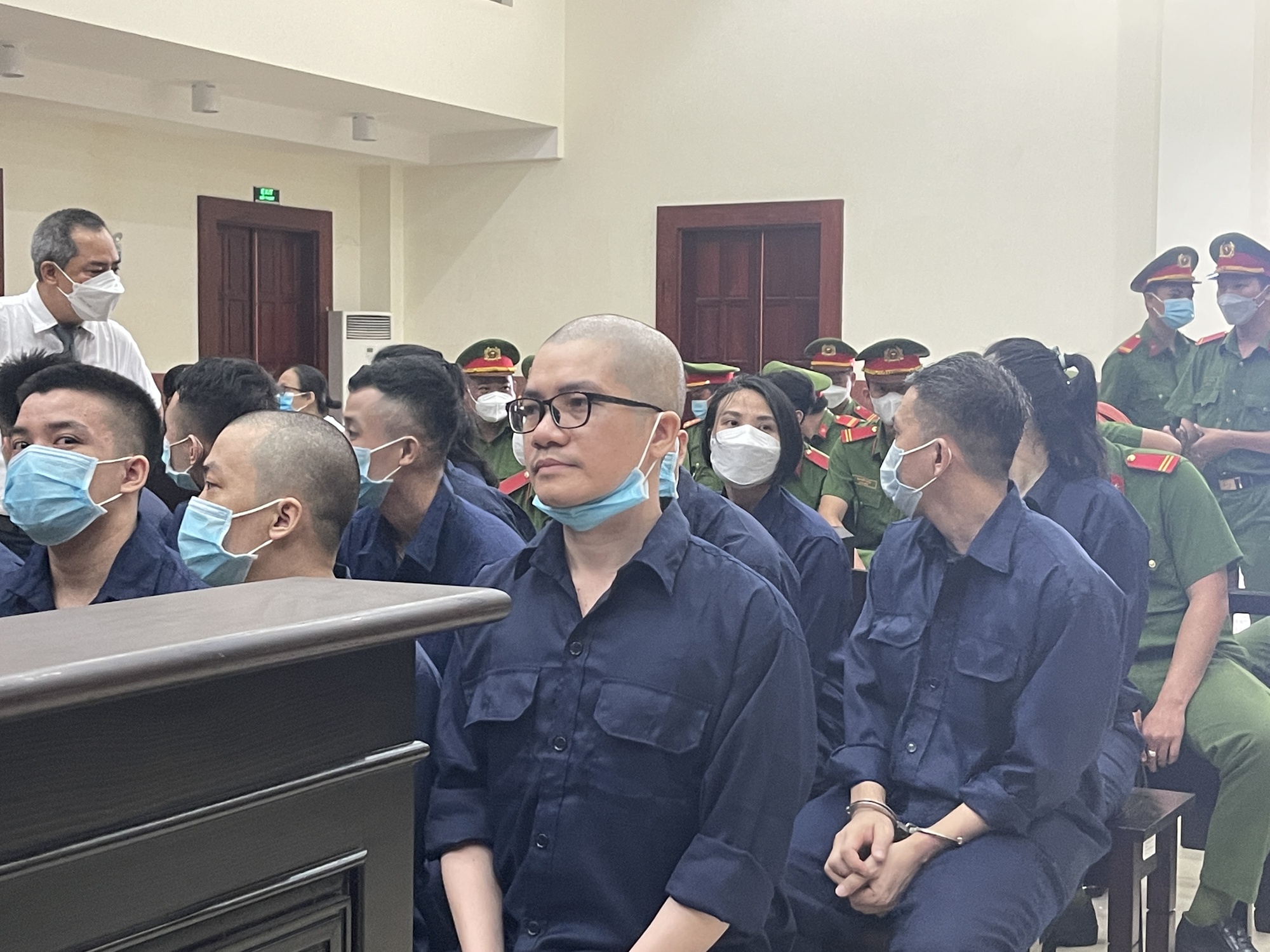Y án tù chung thân đối với Nguyễn Thái Luyện - Ảnh 1.