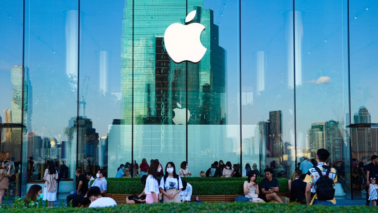 CNN: Việt Nam là ‘cơ hội vàng’ cho Apple khi thị trường Trung Quốc bão hòa còn người dân thì không chịu thay điện thoại - Ảnh 3.