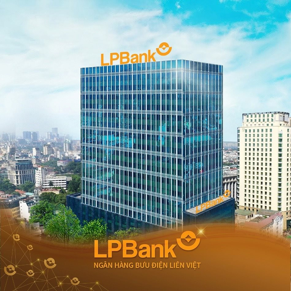 Vợ Phó chủ tịch LPBank đã bán khớp lệnh lượng lớn cổ phiếu LPB, thu về hàng chục tỷ đồng - Ảnh 1.