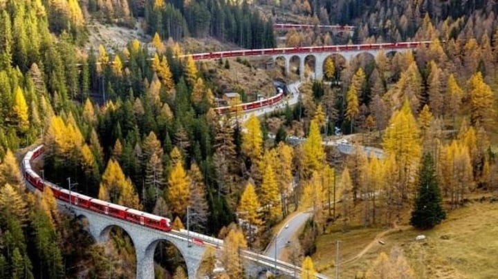 Tận mắt chiêm ngưỡng 3 tuyến đường sắt đẹp nhất ở Thuỵ Sĩ - Ảnh 4.