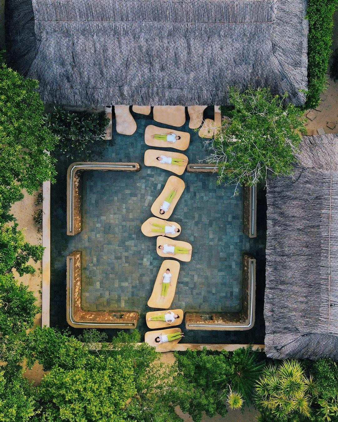 ‏Có gì ở resort do HH Ngọc Hân làm sếp, giá phòng tới gần 100 triệu đồng/đêm: Khu nghỉ dưỡng 5 sao trên vịnh biển đẹp nhất Việt Nam, doanh thu tới trăm tỷ đồng vẫn lỗ - Ảnh 17.