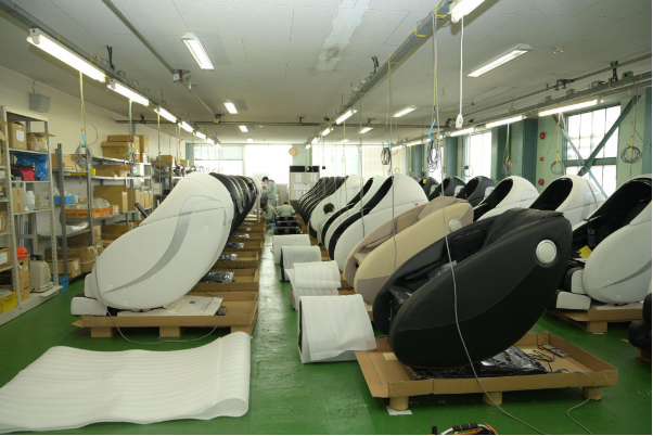 Ghế massage Toshiko nâng tầm khi được sản xuất tại Nhật Bản - Ảnh 4.