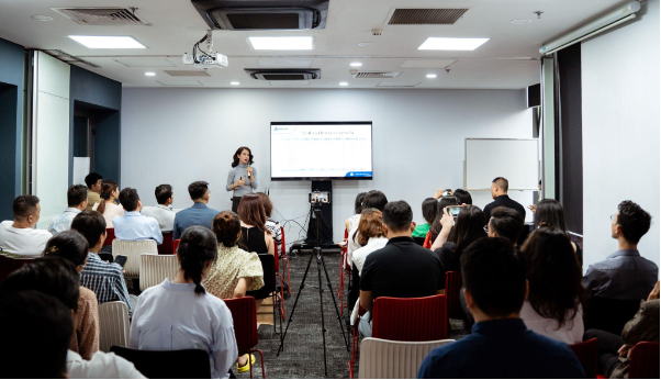 Navee tổ chức thành công Hội thảo Marketing Automation cho ngành bán lẻ - Ảnh 3. Navee tổ chức thành công Hội thảo Marketing Automation cho ngành bán lẻ - Ảnh 3.