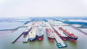 VietinBank rao bán khoản nợ 5.800 tỷ của công ty đóng tàu liên quan đến doanh nghiệp âm vốn lớn thứ 2 trên sàn chứng khoán - Ảnh 1.