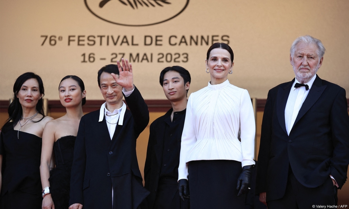 Phim của đạo thao diễn gốc Việt nhận tràng vỗ tay 7 phút bên trên LHP Cannes, ngỏ mùng với 100% reviews tích vô cùng - Hình ảnh 1.