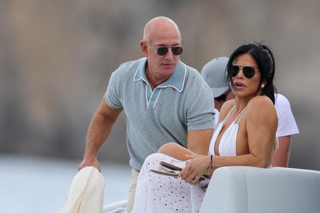 Tỷ phú Jeff Bezos xây nhà 175 triệu USD, chuẩn bị kết hôn lần 2 - Ảnh 5.