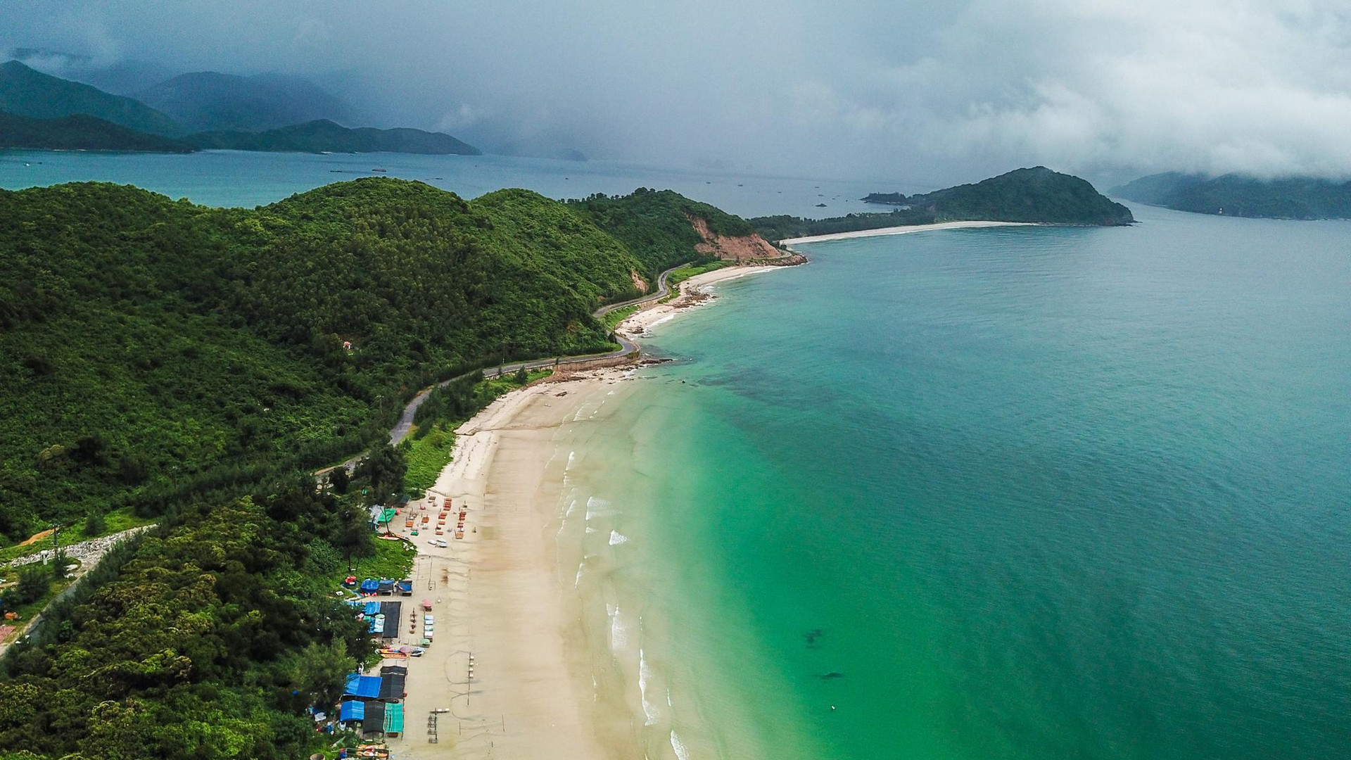 ‏Huyện đảo duy nhất có cả sân bay, cảng biển và đường cao tốc ở Việt Nam - Ảnh 9.