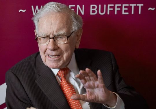 Đầu tư chứng khoán kiểu Warren Buffett: Chỉ ngồi chờ ăn cổ tức, bỏ túi 5,7 tỷ USD/năm mà chẳng cần làm gì - Ảnh 1.