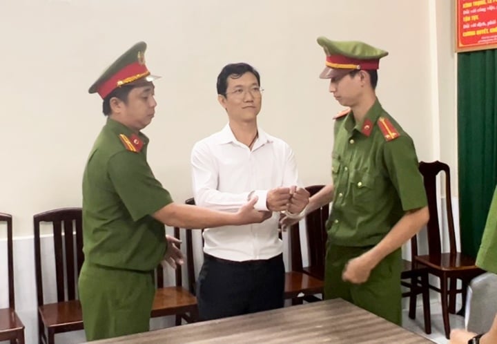 Vụ án Nguyễn Phương Hằng: Gia hạn tạm giam bị can Đặng Anh Quân thêm 60 ngày - Ảnh 1.