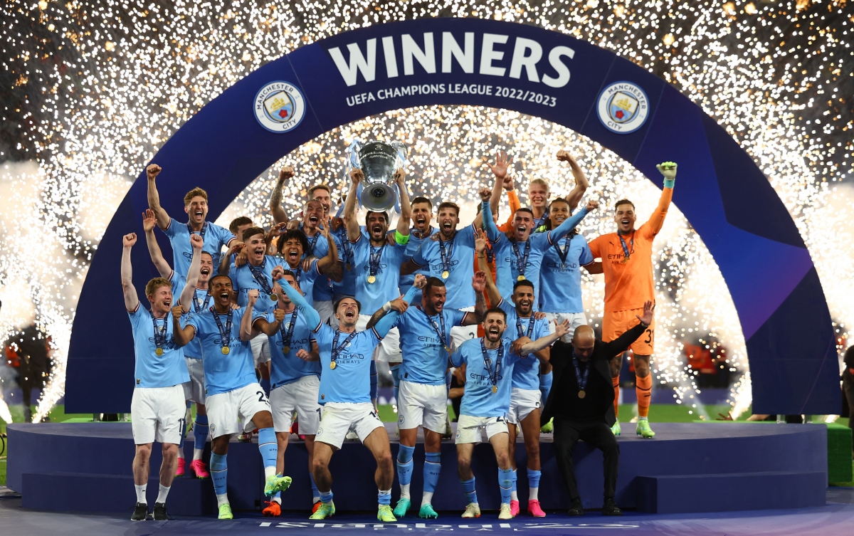 Cận cảnh: Haaland và dàn sao Man City ăn mừng chức vô địch Cúp C1 châu Âu