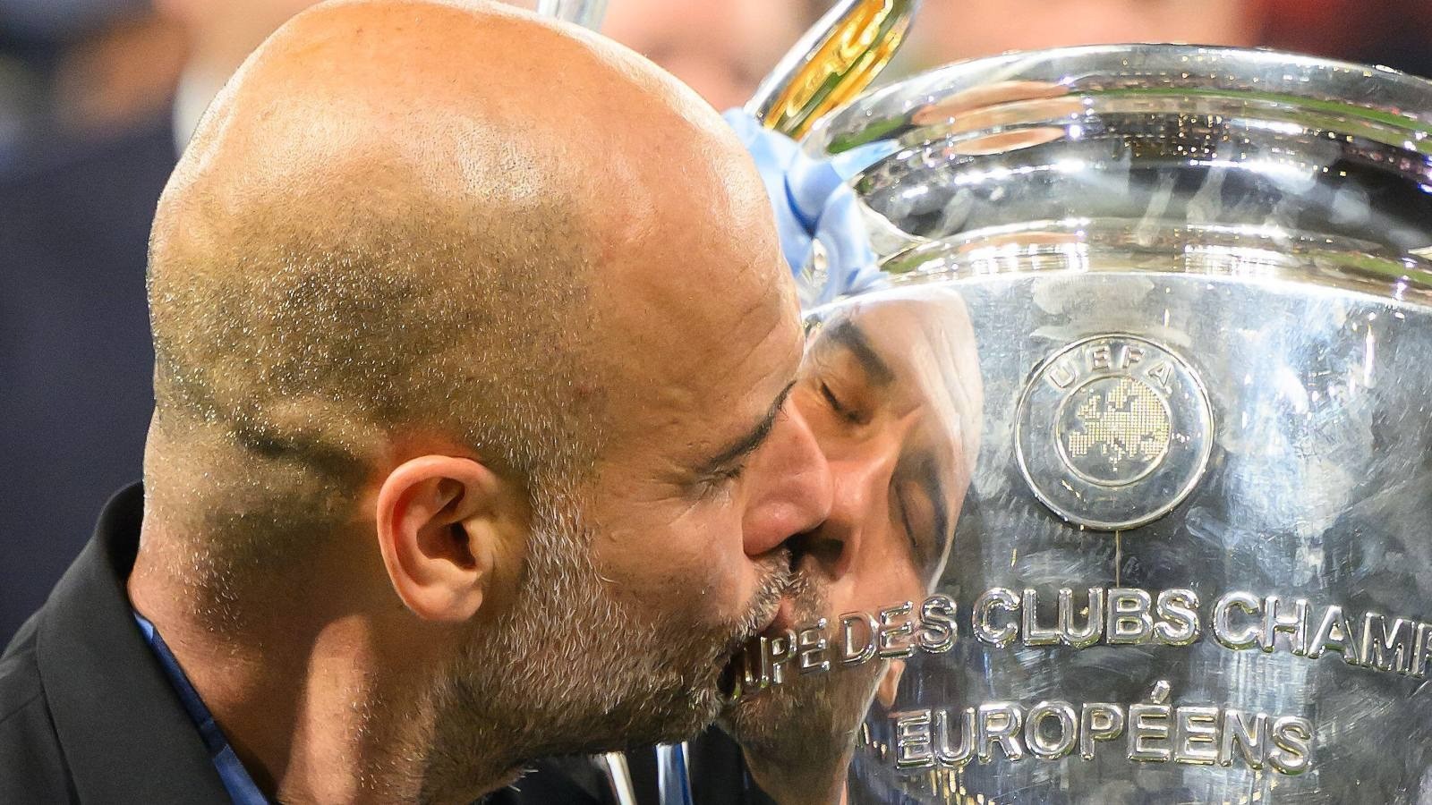 Pep Guardiola, người đàn ông đau khổ, cuồng dại đã tới bến bờ vinh quang - Ảnh 3.