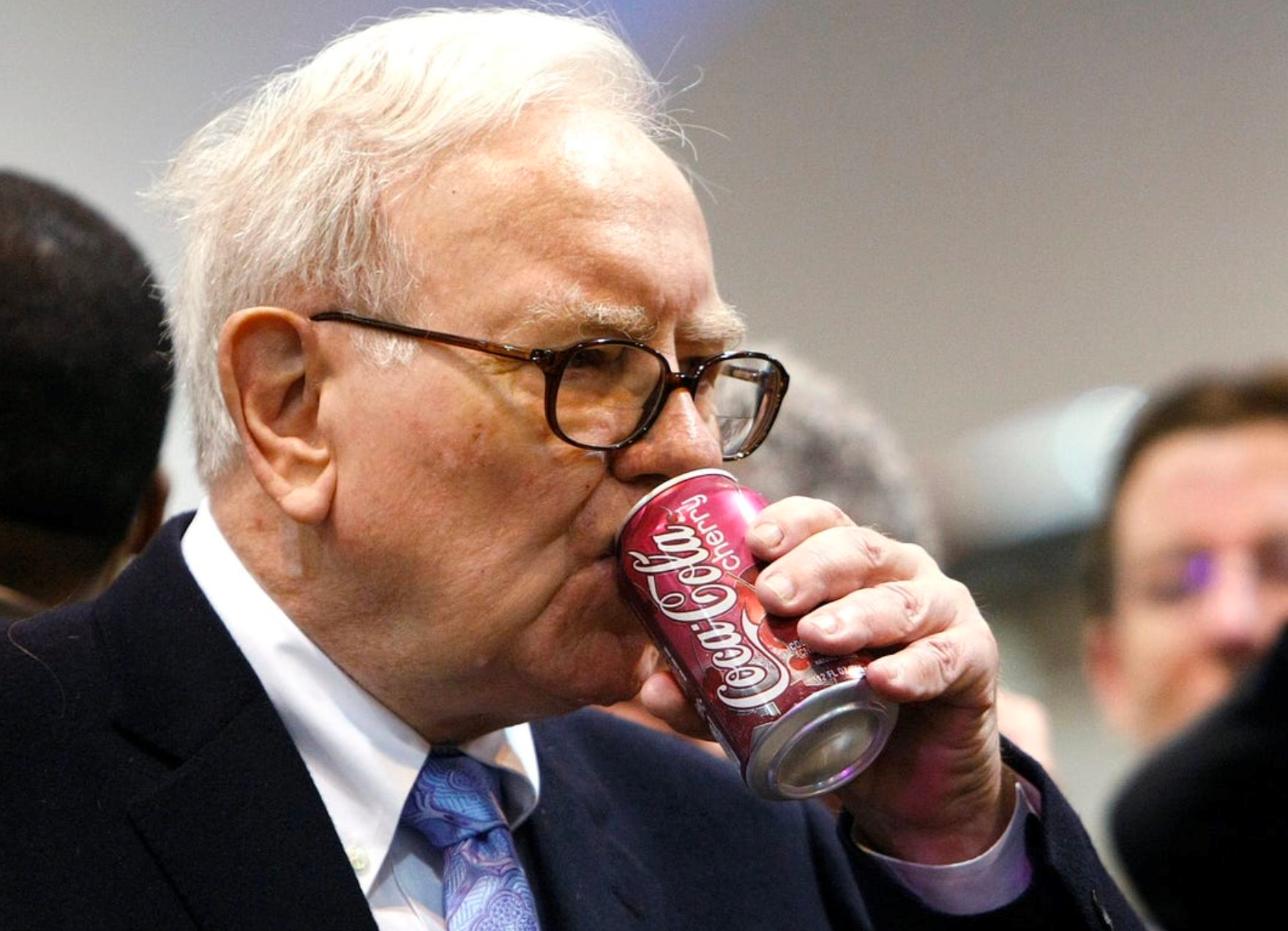 Một cổ phiếu được Warren Buffett nắm giữ suốt 35 năm: Năm nào cũng tăng cổ tức, lãi lớn đến mức vị tỷ phú không bao giờ có ý định bán - Ảnh 3.