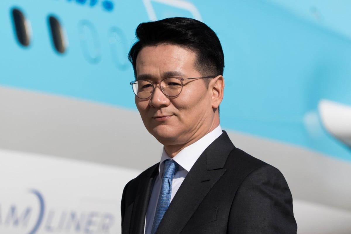 Chân dung các lãnh đạo chaebol sắp tháp tùng Tổng thống Hàn Quốc sang Việt Nam: Thế hệ Chủ tịch F3 của Samsung, Hyundai, SK, Hanwha... - Ảnh 7.