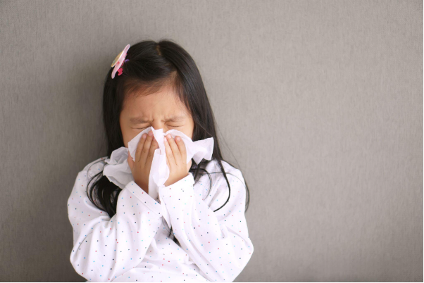 Bác sĩ Nguyễn Văn Vinh: Vi khuẩn là một trong những nguyên nhân chính gây bệnh truyền nhiễm ở trẻ - Ảnh 1.