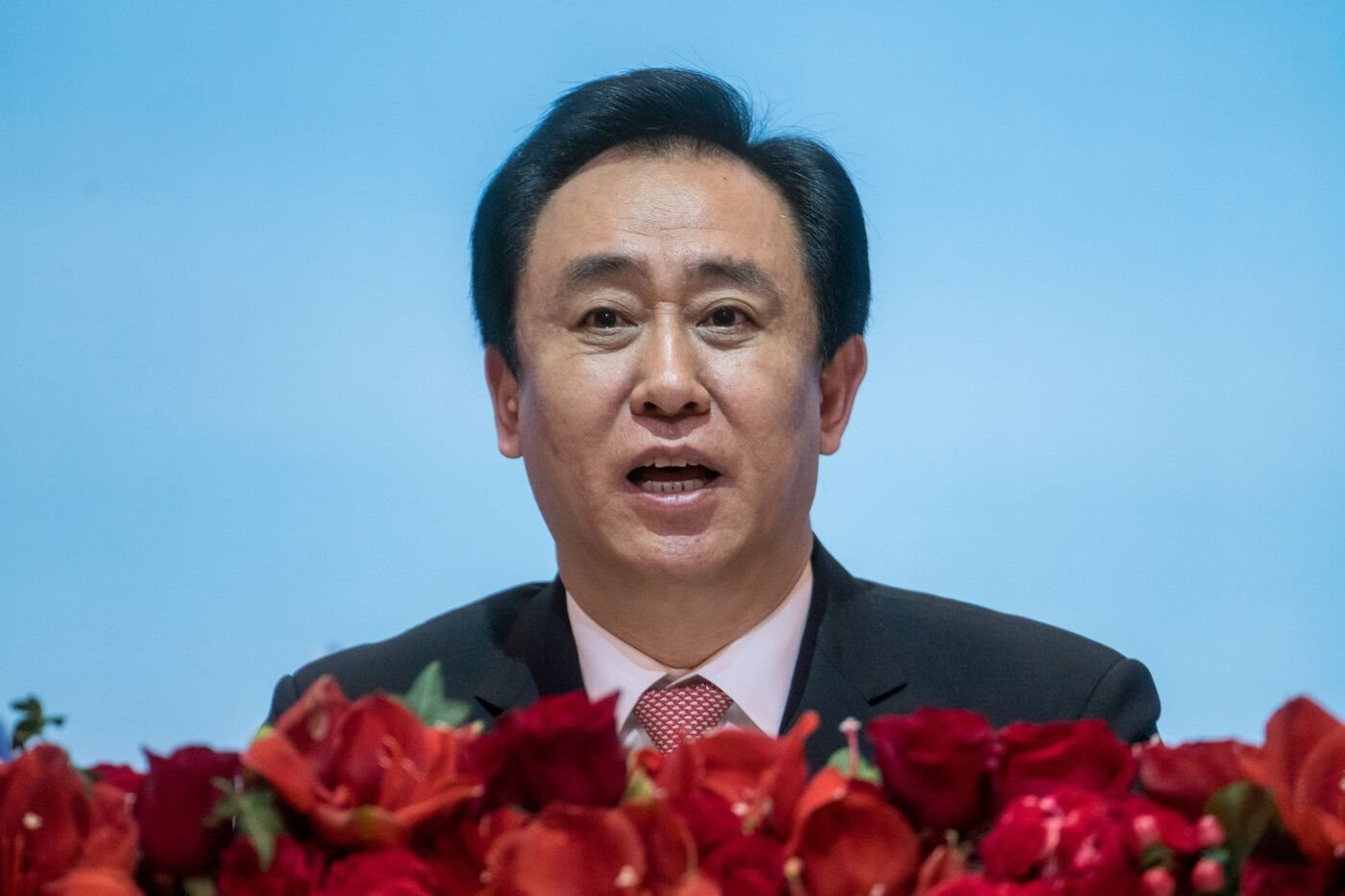 ‘Chuyện lạ’ ở Trung Quốc: Loạt ‘ông trùm’ bất động sản tưởng ‘ngã ngựa’ nhưng vẫn nhận hàng tỷ USD cổ tức và tiếp tục lãnh đạo công ty - Ảnh 1.