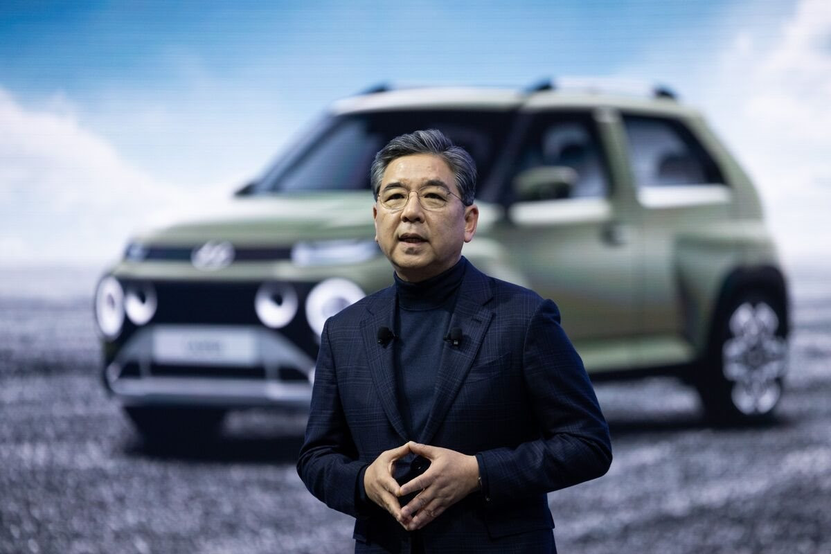 Hyundai 'sống chết' làm xe điện: Lên kế hoạch 10 năm chi tiết, chỉ trong 1 tháng đã thiết lập thành công dây chuyền sản xuất EV - Ảnh 1.