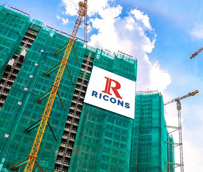 Đang hừng hực tăng tốc và áp sát Coteccons, Xây dựng Ricons bất ngờ đặt kế hoạch 2023 giảm một nửa, lợi nhuận chỉ còn 50 tỷ đồng - Ảnh 1.