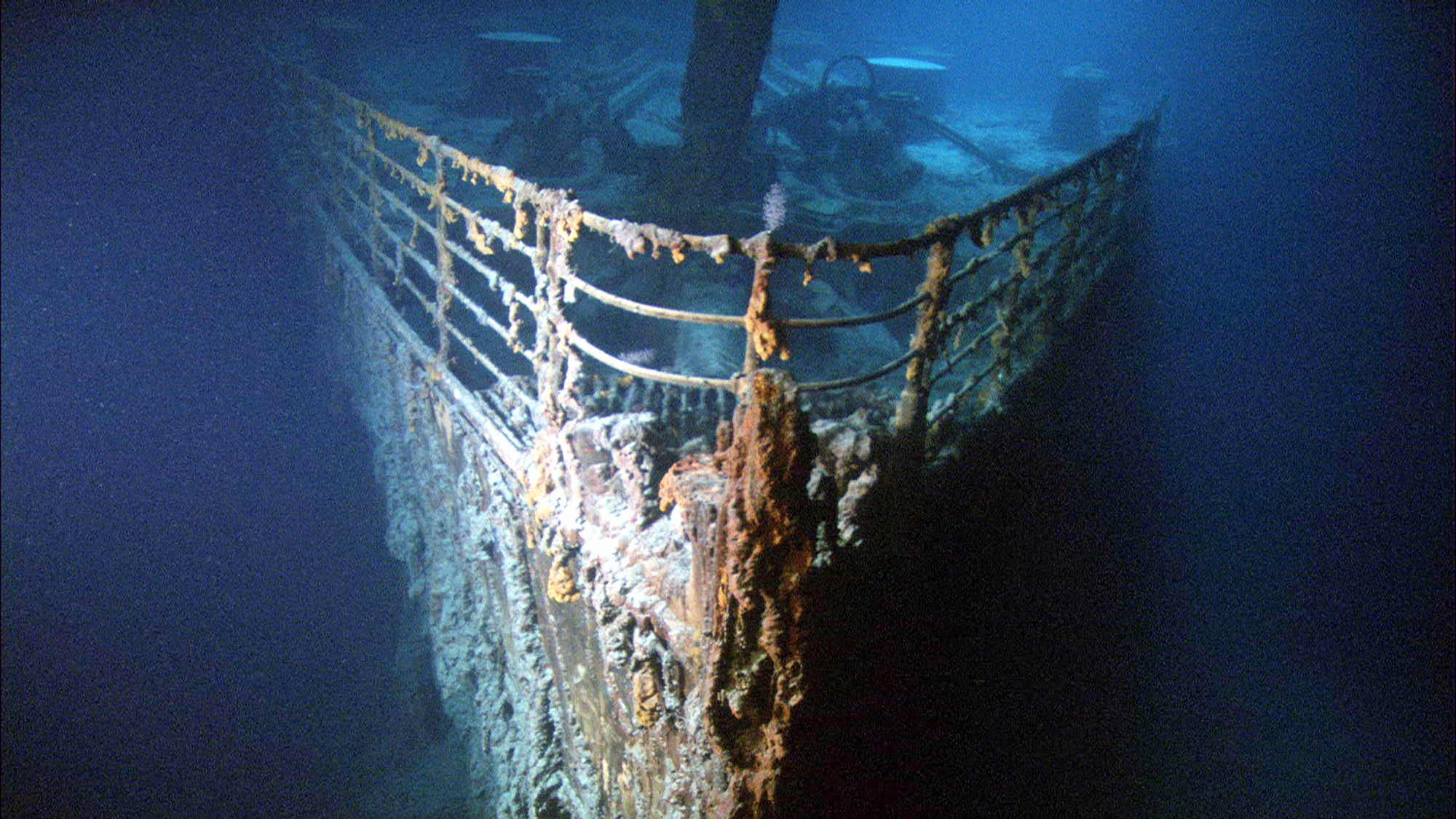 Câu hỏi chưa có lời giải về thảm kịch tàu thám hiểm Titanic: Nguyên nhân &quot;vụ nổ thảm khốc&quot;, nguồn gốc âm thanh kỳ lạ dưới đáy biển - Ảnh 4.