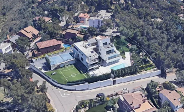 Không chỉ đá bóng giỏi, Lionel Messi còn đầu tư BĐS đỉnh cao: Sở hữu biệt thự triệu đô từ đảo tới đất liền, mua nhà 5 triệu USD, tăng giá 40% sau 2 năm - Ảnh 5.