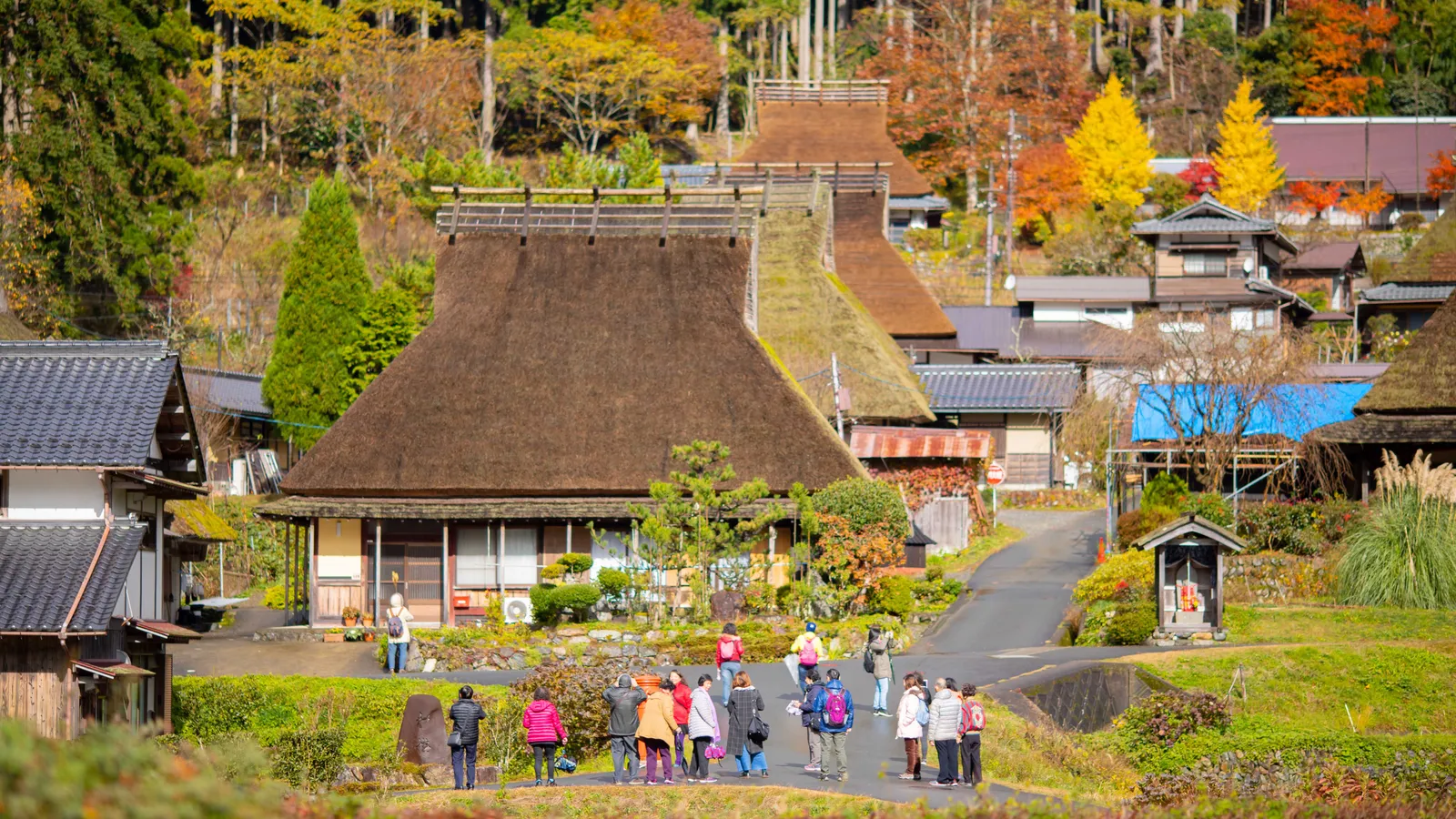 Những ngôi nhà mái tranh có lịch sử 5.000 năm tuổi ở Nhật Bản - Ảnh 5.