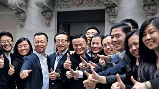 Truyền kỳ về nữ cường số hiệu 007 kề vai sát cánh Jack Ma: 28 tuổi đồng hành cùng Alibaba, việc khó đến tay giải quyết bằng 200% công lực‏ - Ảnh 4.