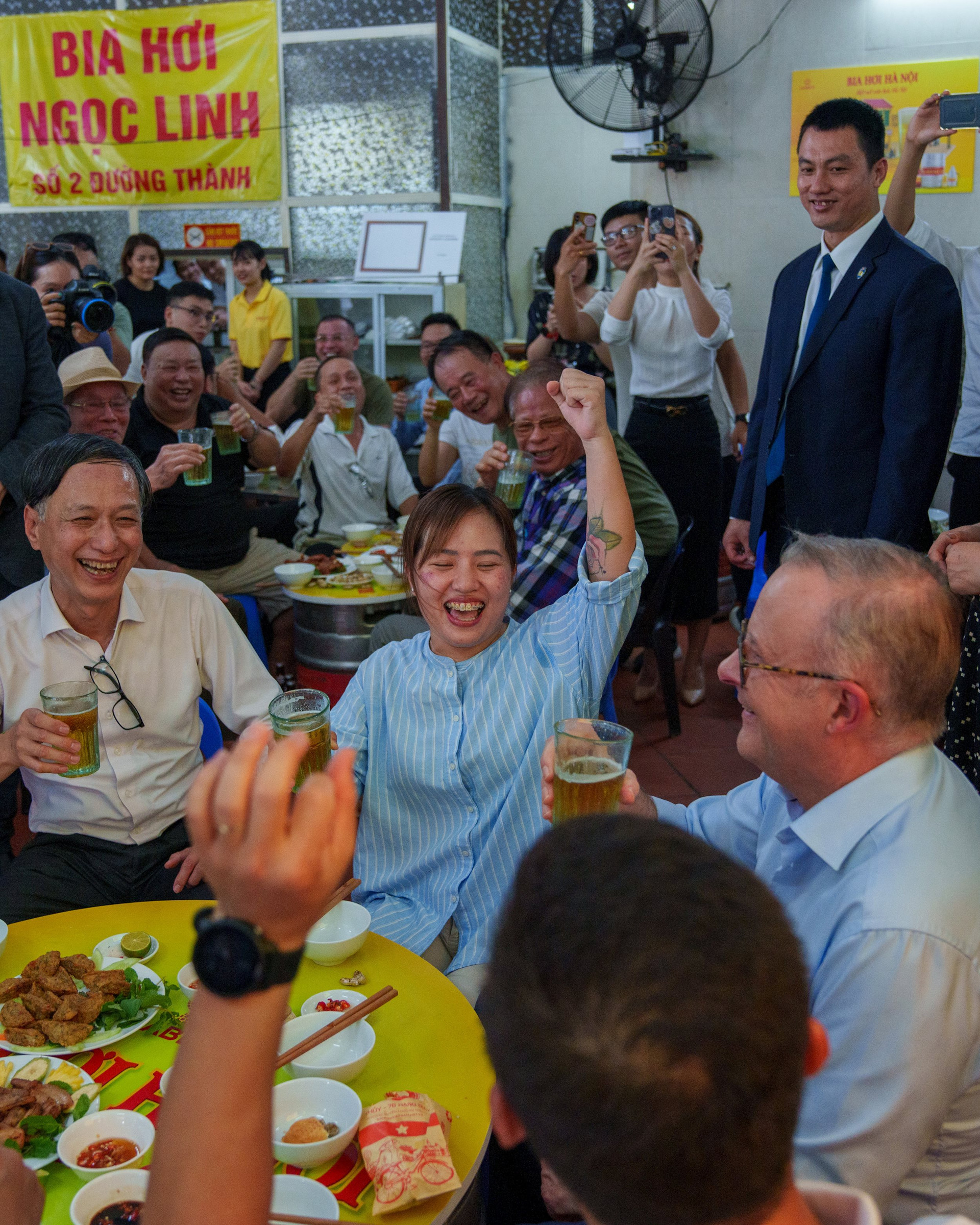 Thủ tướng Úc nói gì về bánh mì, bia hơi Việt Nam? - Ảnh 6.